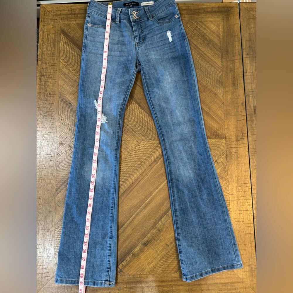 BCBGeneration Women’s Mid Rise Bootcut Distressed Blue Jeans Size 1 - Picture 5 of 14